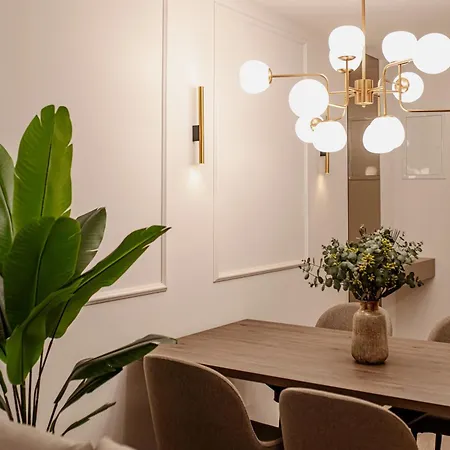 Stunning Bella On Znjan Beach, Private Parking * Split