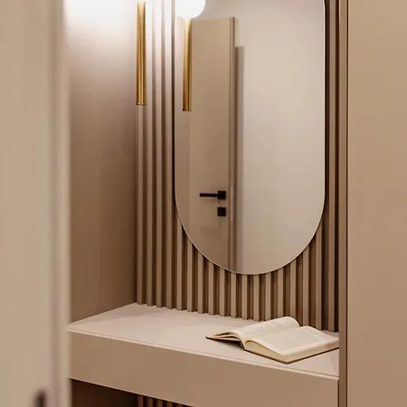 Apartment Stunning Bella On Znjan Beach, Private Parking Split