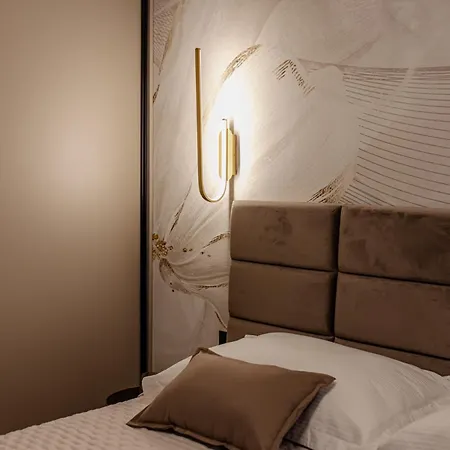 Stunning Bella On Znjan Beach, Private Parking Apartment