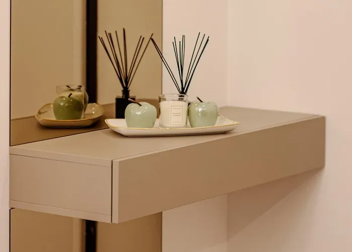 Stunning Bella On Znjan Beach, Private Parking Apartamento Split