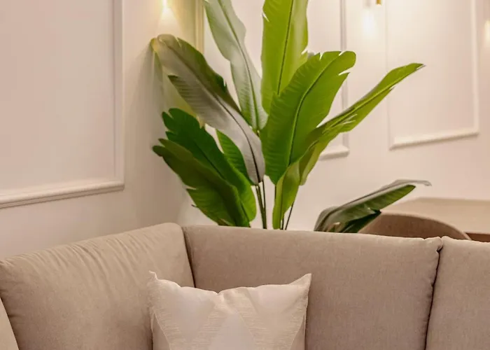 Stunning Bella On Znjan Beach, Private Parking * Split