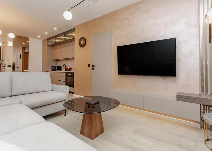 Stunning Bella On Znjan Beach, Private Parking Split