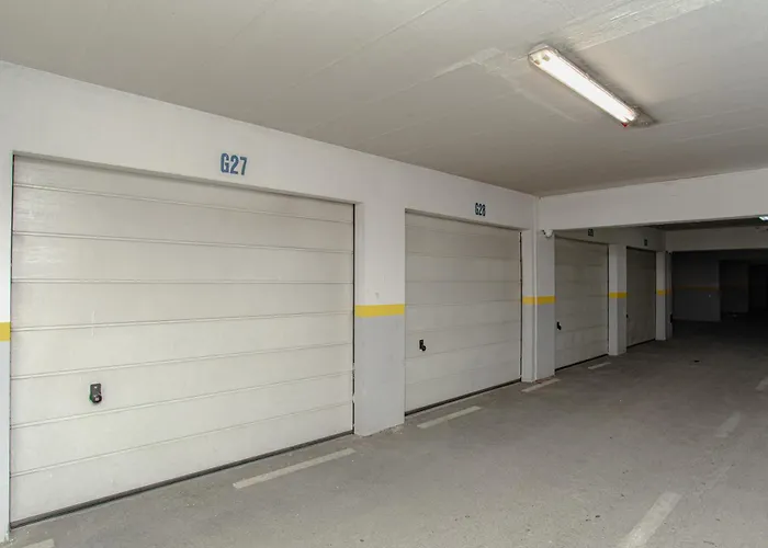 Stunning Bella On Znjan Beach, Private Parking * Split