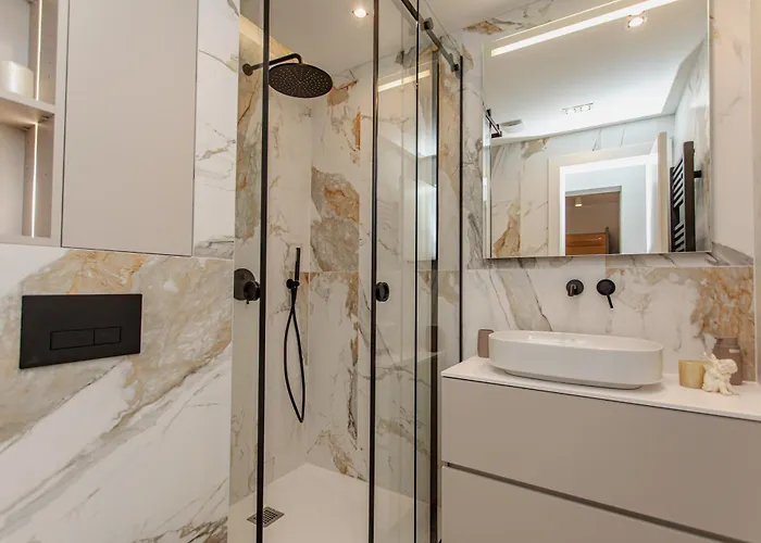 Stunning Bella On Znjan Beach, Private Parking Split