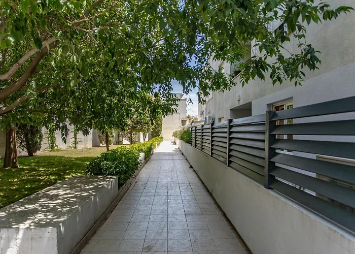 Apartamento Stunning Bella On Znjan Beach, Private Parking